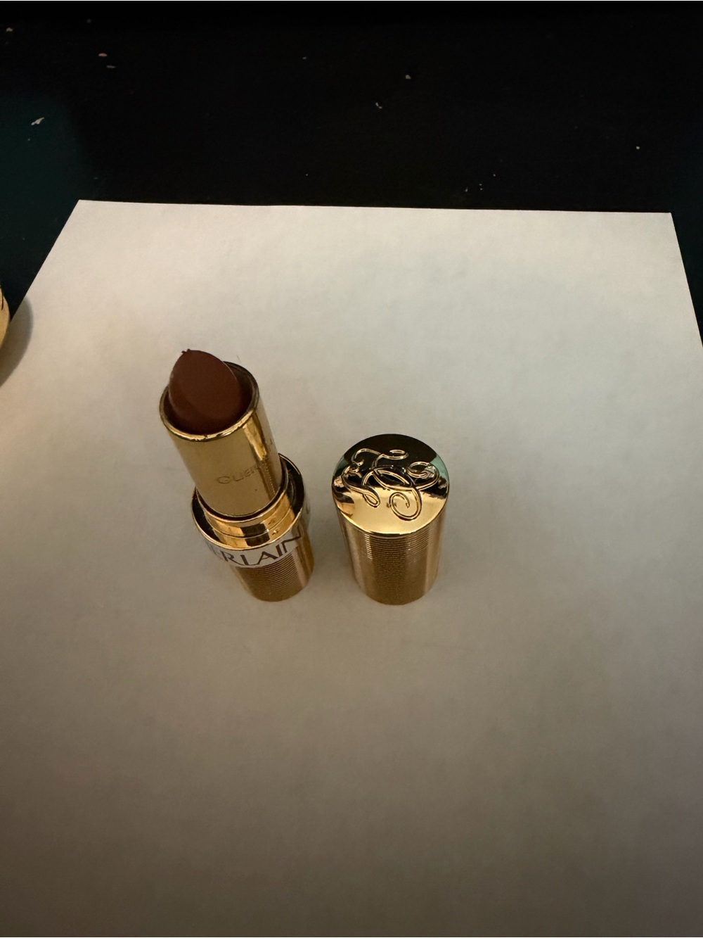 GUERLAIN Satin Lipstick — Deep Warm Brown shade 123